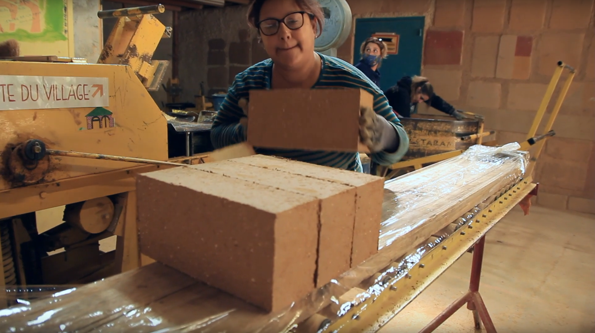 Matériaux naturels : la terre du Luberon